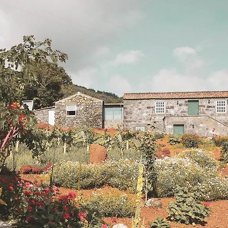 Villa Adegas Do Pico Prainha (Sao Roque do Pico)