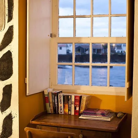 Adegas Do Pico Villa *