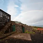 Adegas Do Pico Villa Prainha (Sao Roque do Pico)