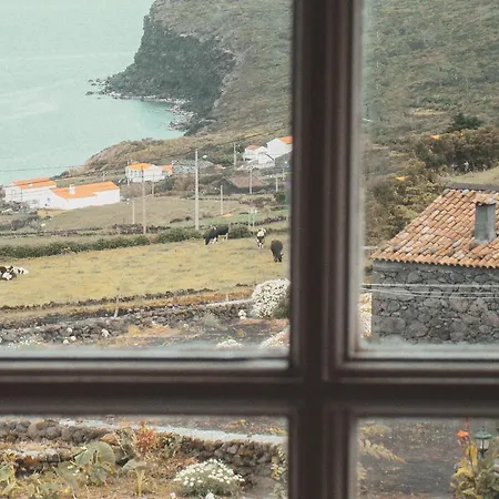 Adegas Do Pico Villa Prainha (Sao Roque do Pico)