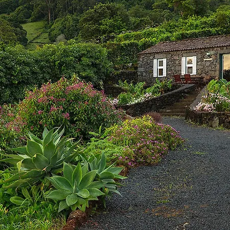 Villa Adegas Do Pico Prainha (Sao Roque do Pico)