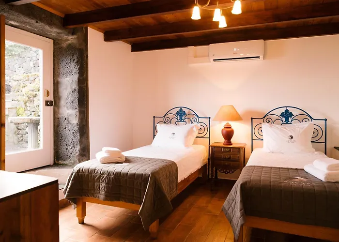 Adegas Do Pico Prainha (Sao Roque do Pico)