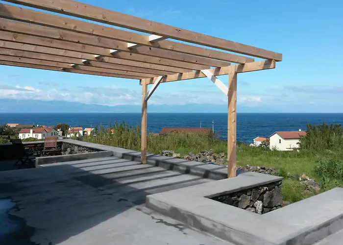 Adegas Do Pico Villa