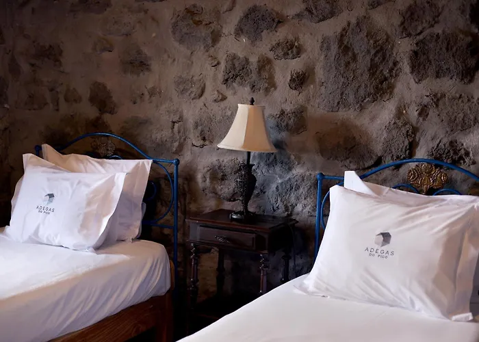 Adegas Do Pico 빌라